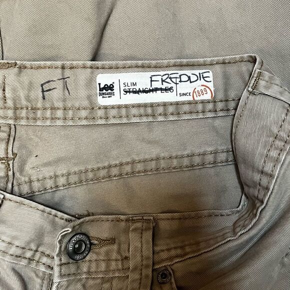 3/$25 SALE: LEE SLIM STRAIGHT LEG COMFORT SCHOOL UNIFORM PANTS TAN BOYS SIZE 18 - Picture 13 of 16